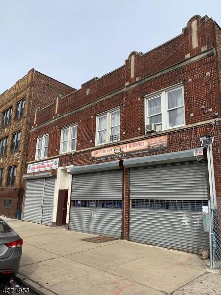 849 Clinton Ave - Photo 1