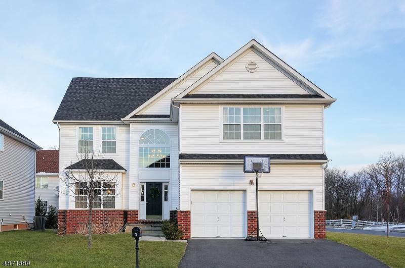 2 Boudinot Ln - Photo 1