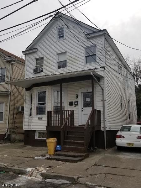18 Park Pl - Photo 1