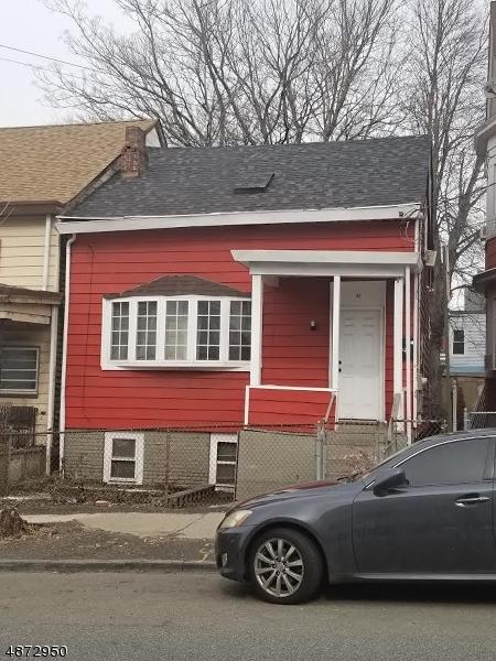 93 Lafayette St - Photo 1