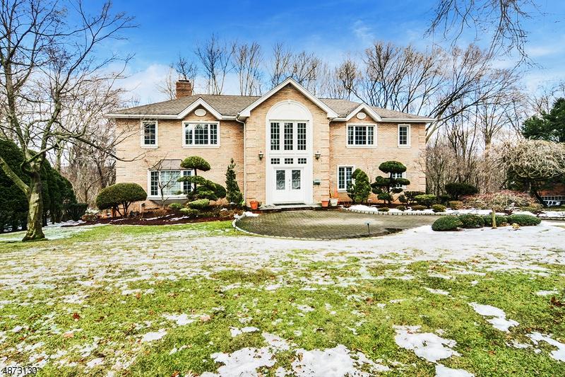 907 Hillcrest Rd - Photo 1