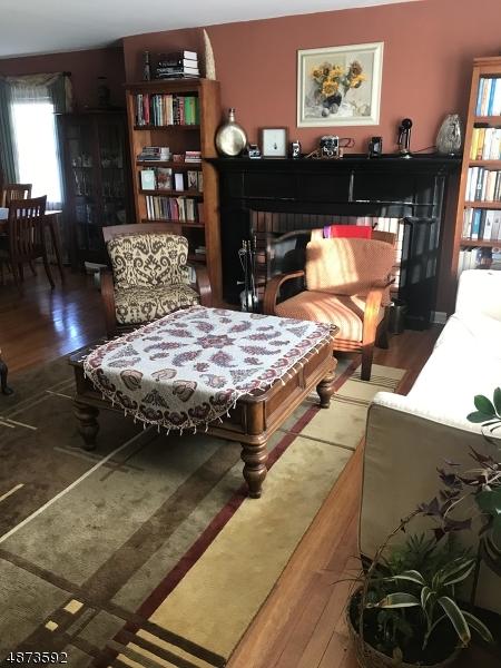 319 Warburton Ave - Photo 1