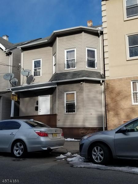 134 E Main St - Photo 1