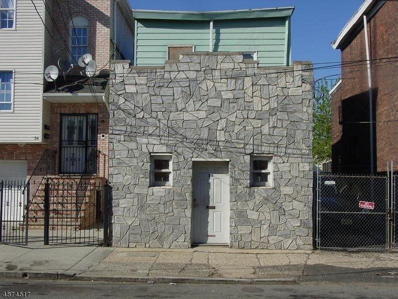 36 Chestnut St - Photo 1
