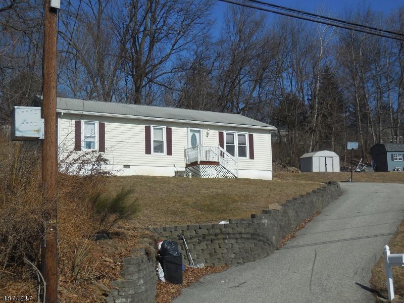 83 Flower Ave - Photo 1