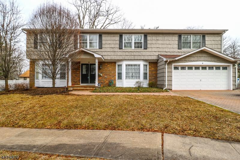 8 Stonegate Dr - Photo 1