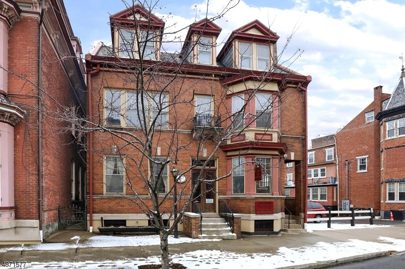 112 S Main St - Photo 1