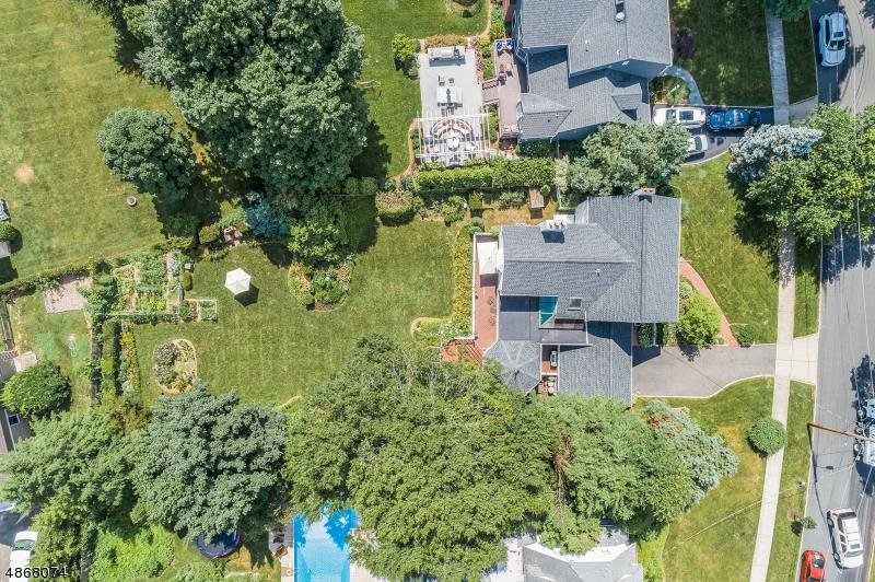 26 Hillcrest Rd - Photo 1