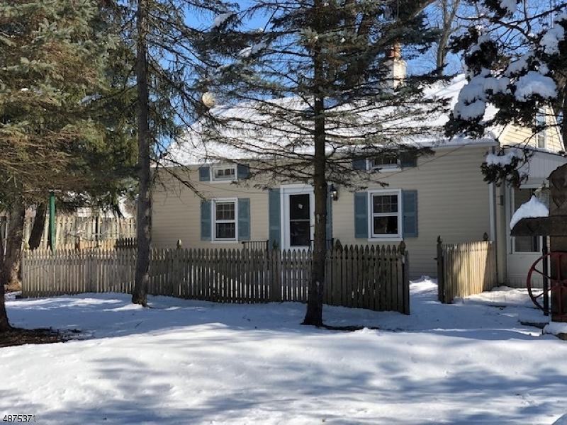 57 Walnut St - Photo 1