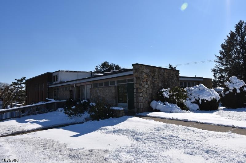 224 Roseberry St - Photo 1