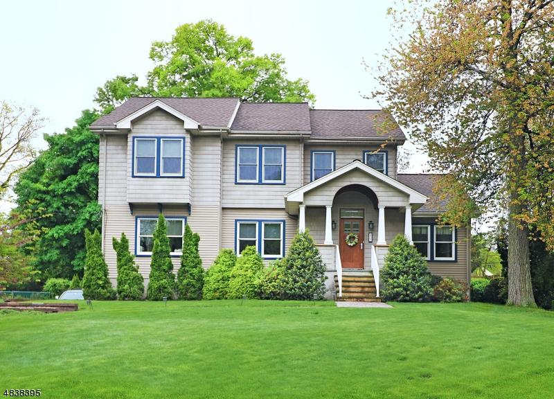 32 Knollwood Rd - Photo 1