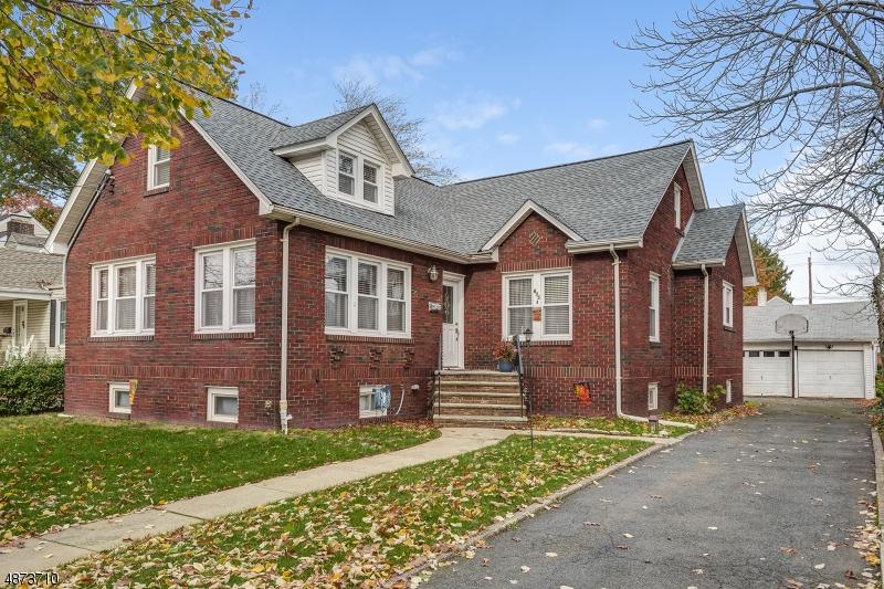 615 Woodland Ave - Photo 1