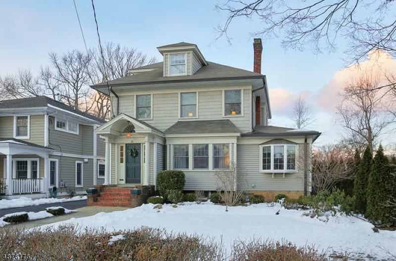 36 Spruce St - Photo 1
