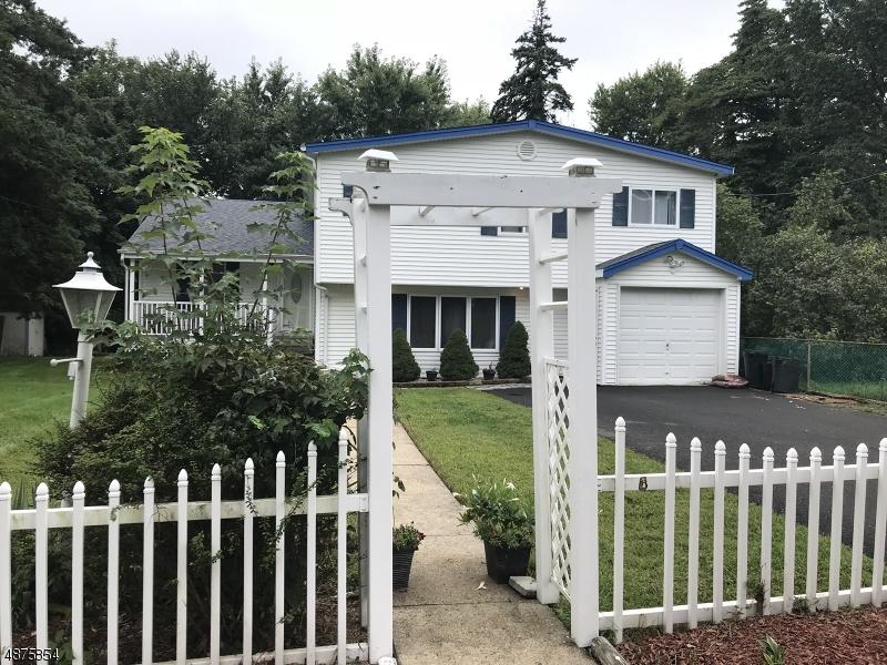 30 Park Ln - Photo 1