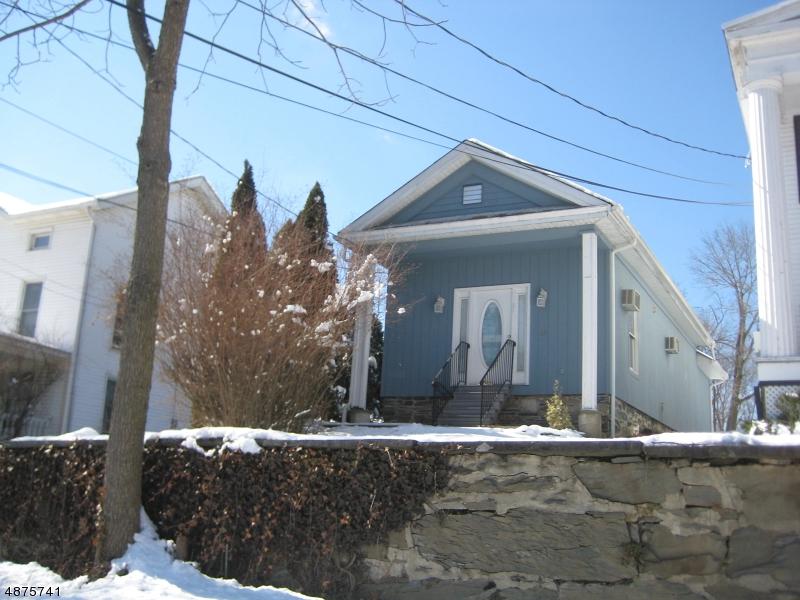25 Bank St - Photo 1