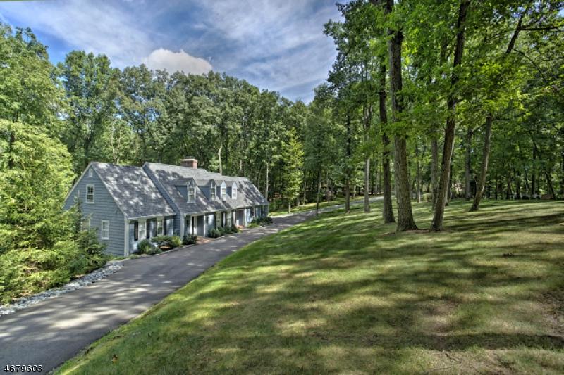 10 Green Hills Rd - Photo 1