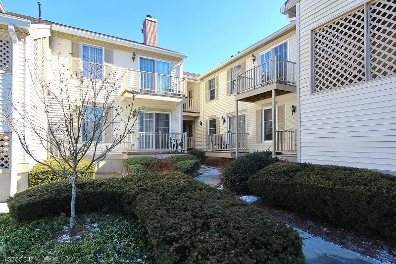 52 Jamestown Rd - Photo 1