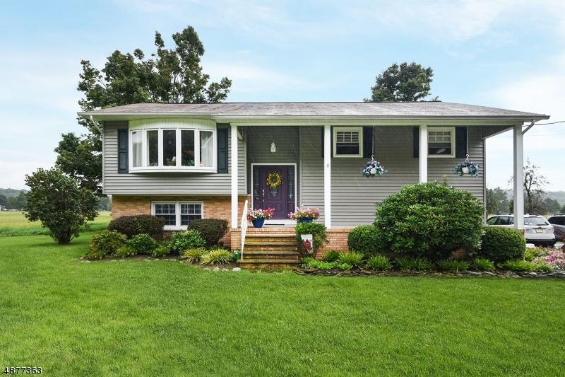 932 Maple Ave - Photo 1