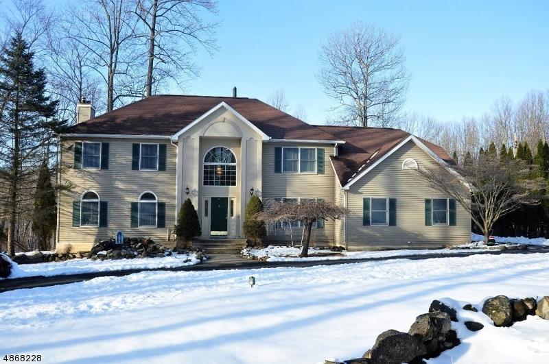22 Woodfield Rd - Photo 1