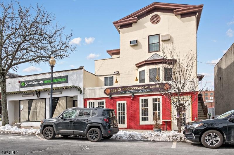 28 Oak St - Photo 1