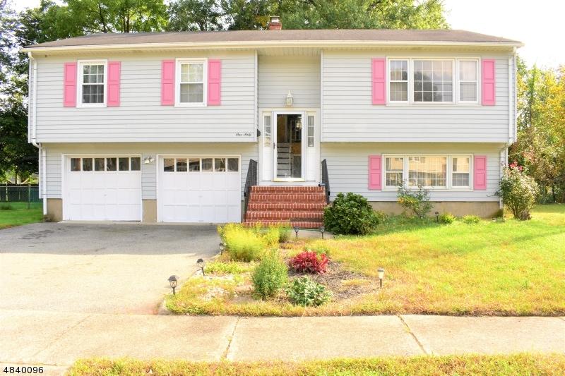 160 Laurel Ave - Photo 1