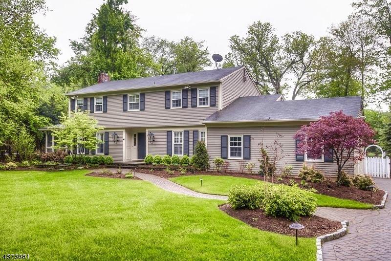 4 White Oak Rd - Photo 1