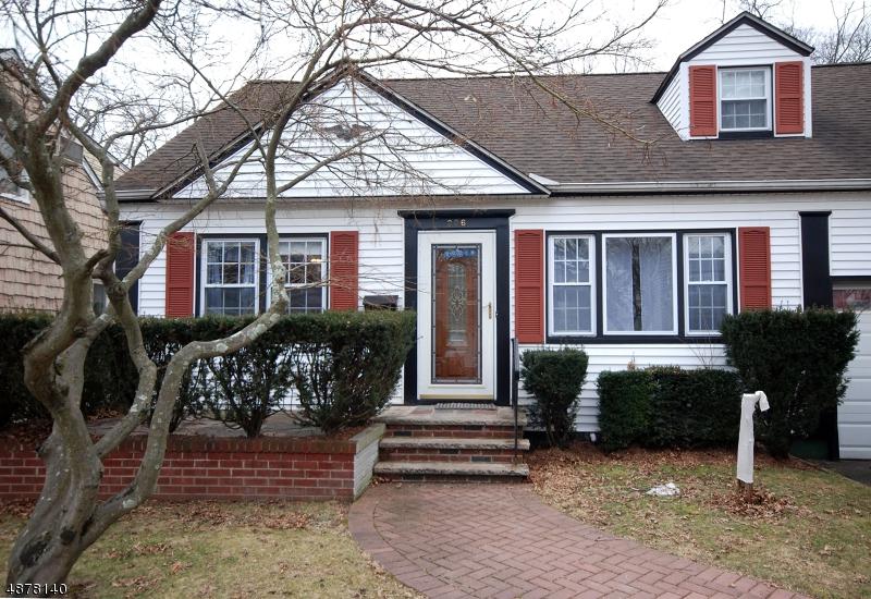 206 Scherrer St - Photo 1