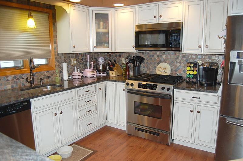 256 2ND AVENUE 2ND FLOOR - Photo 1