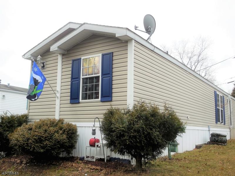 498 Kenbury Rd - Photo 1