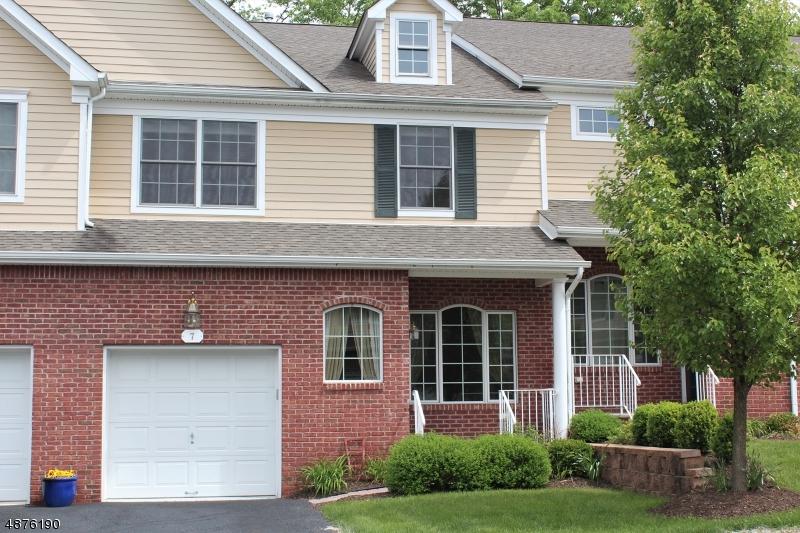 7 Abigail Way - Photo 1