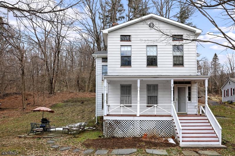 7 Church St - Photo 1