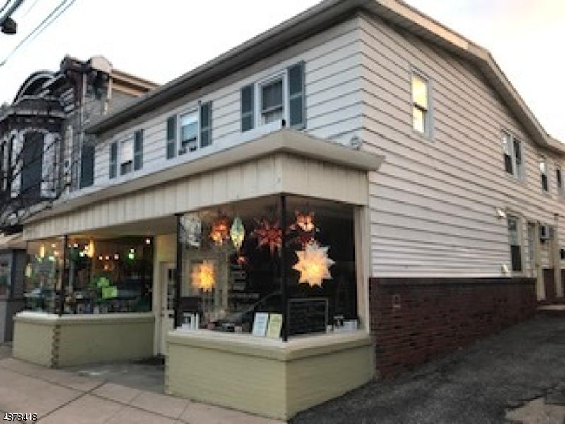 212 Main St - Photo 1