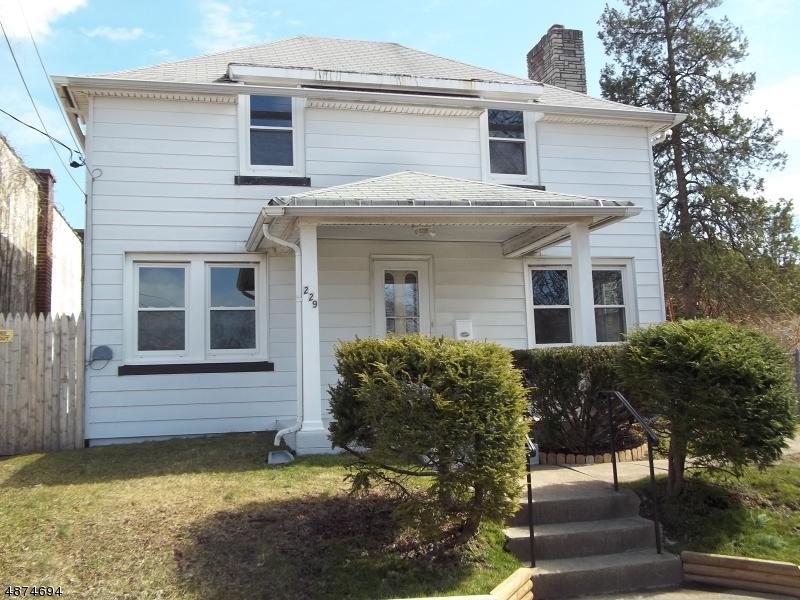 229 Warren St - Photo 1