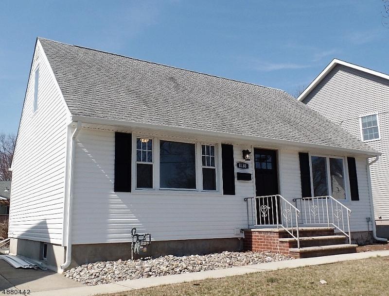 1138 Greslin Ter - Photo 1