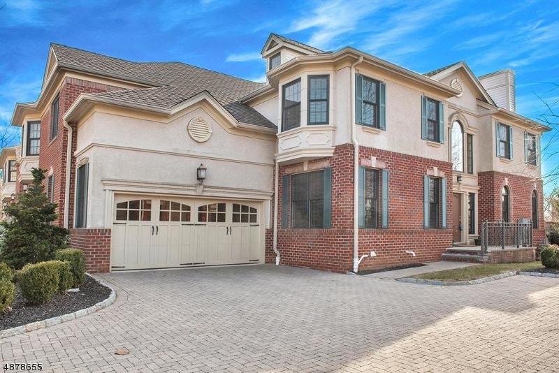 17 Green Way - Photo 1