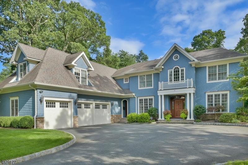 15 Addison Dr - Photo 1