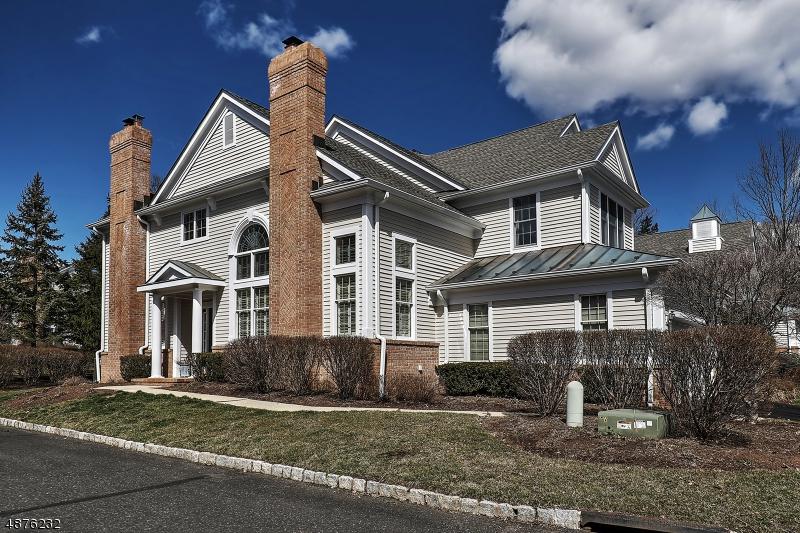 1 Mallet Ln - Photo 1