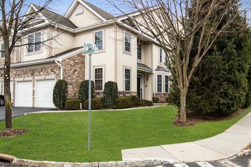 2 Briarwood Ln - Photo 1