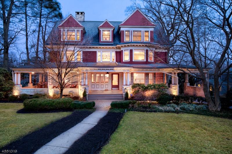624 Ridgewood Rd - Photo 1