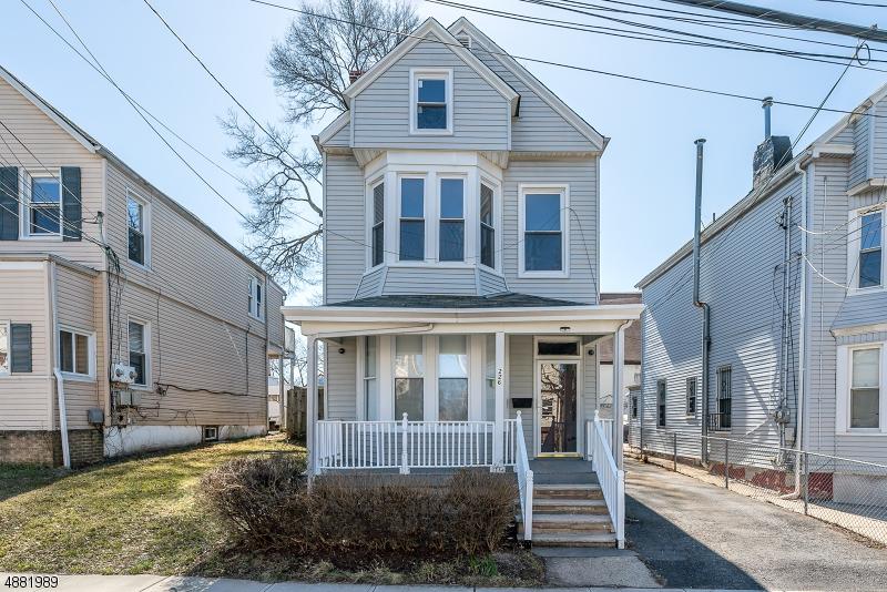 226 Snyder St - Photo 1