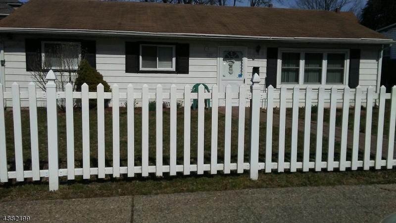 620 Elizabeth St - Photo 1