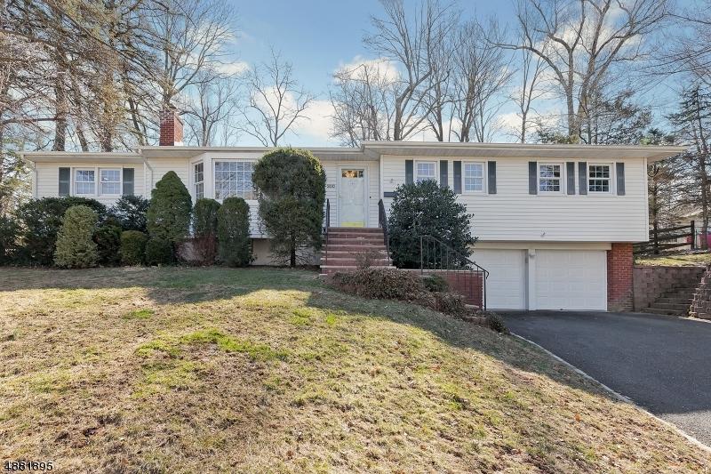 200 Central Ave - Photo 1