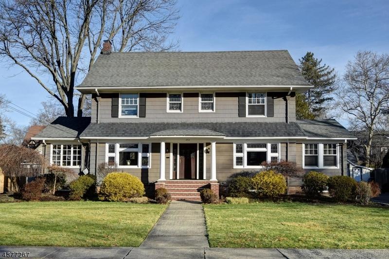 545 Alden Ave - Photo 1