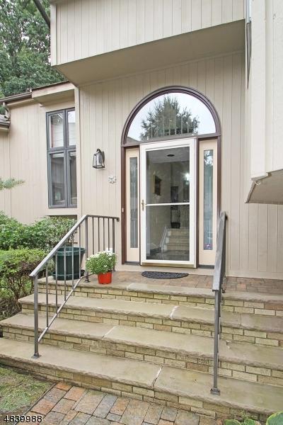 21 Sherwood Dr - Photo 1