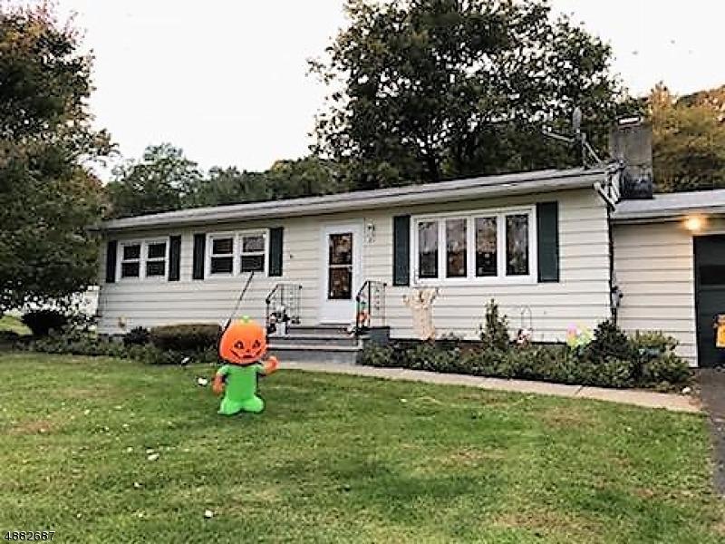 21 Andrea Dr - Photo 1