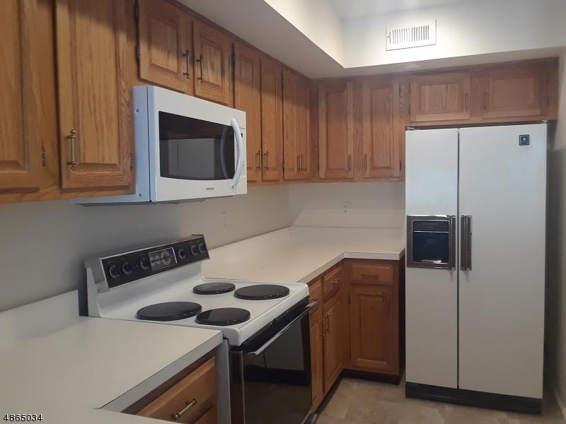 51 Bentley Ct - Photo 1