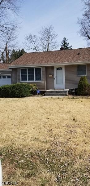 122 Sweet Briar Ln - Photo 1