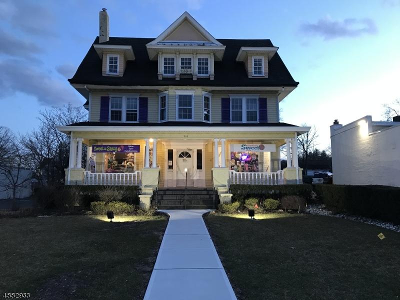 216 E. Ridgewood Ave - Photo 1