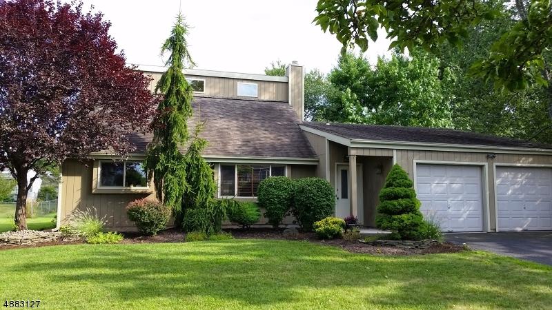 19 Sewell Ave - Photo 1