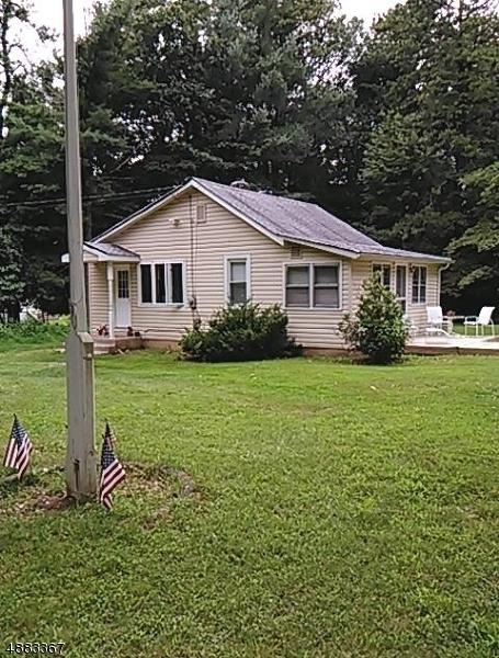 8 Jacobs Ln - Photo 1